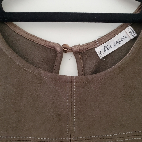 🔥3/$30 Chloe & Katie Tank - Picture 8 of 8